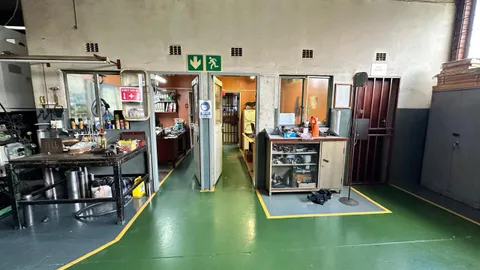 147 Heidelberg Rd, Doornfontein 92-Ir, Johannesburg - Building 1 - 1000m² (10)